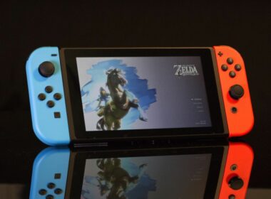 Nintendo Switch OLED herní konzole