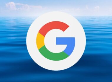 Na mobilech s Androidem padá aplikace Google