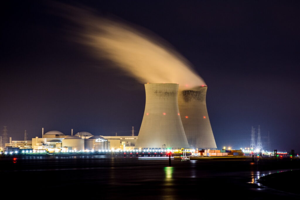 Jaderná elektrárna 