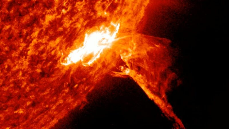 Erupce, Slunce