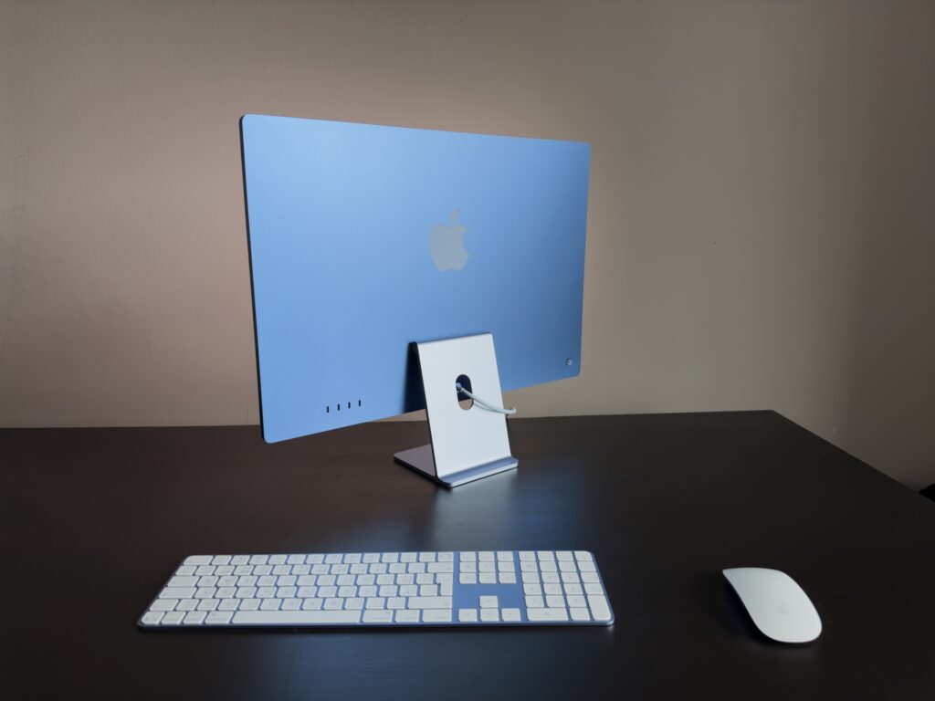 iMac M4