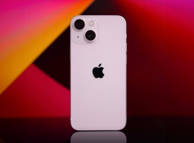 iPhone 13