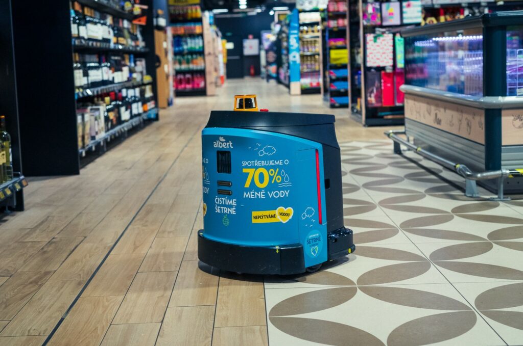 Automatický čisticí robot 