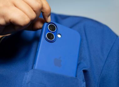 iPhone 16