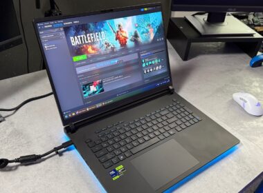 Asus ROG Strix Scar 18