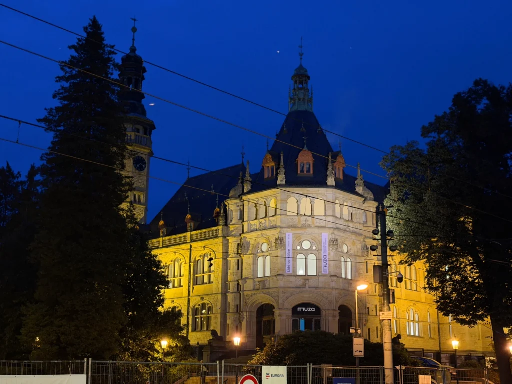 iPhone 17 Pro, 2× zoom