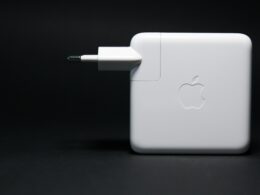 Nabíječka k MacBooku